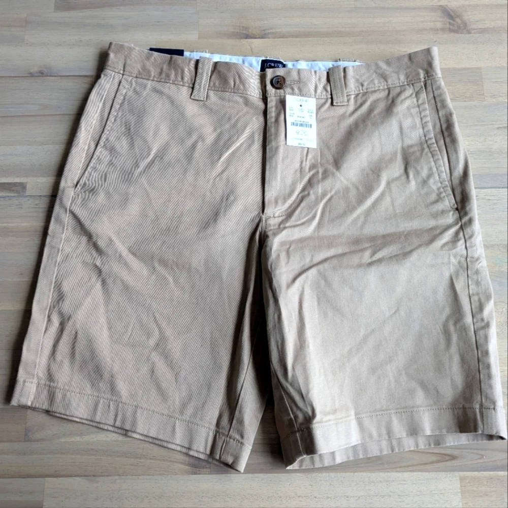 J.‎ CREW Khaki Shorts (Sz 31) NEW!